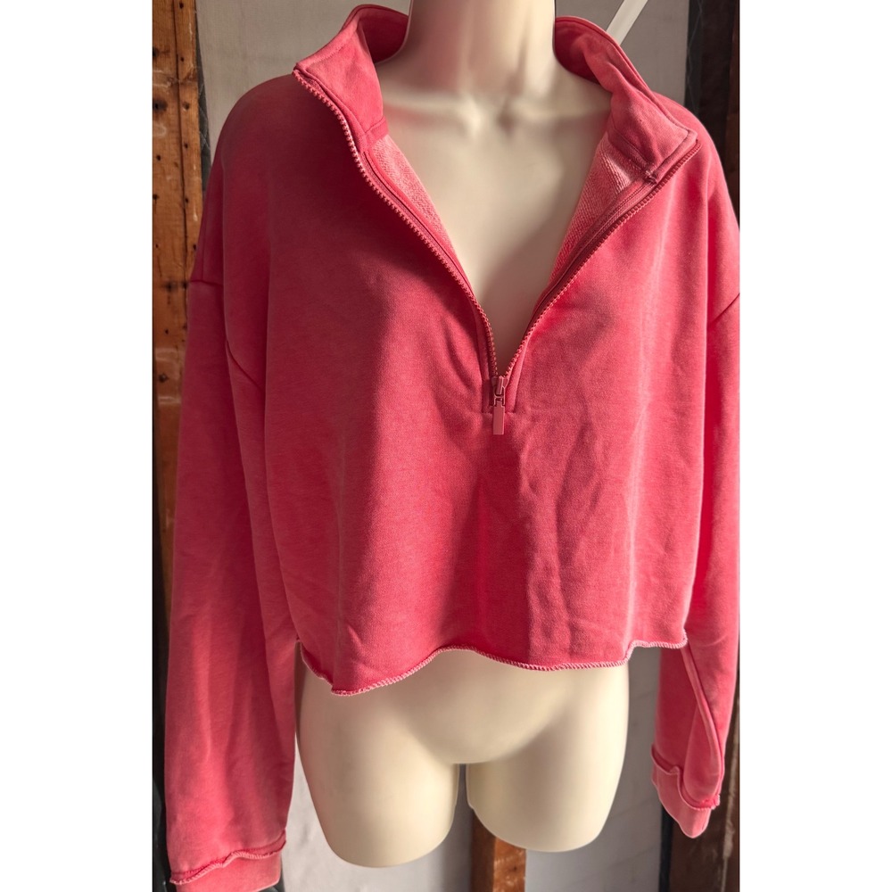 Millie Bobby Brown Pink Cropped Quarter Zip Sweatshirt French Terry Mock Neck L